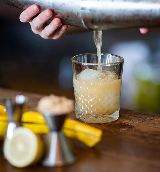 Whiskey Smash cocktail